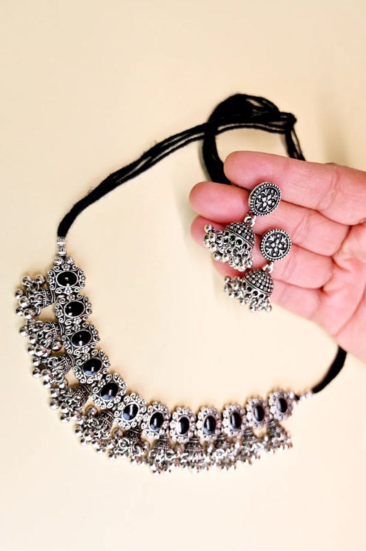 Elegant Black Stone Choker