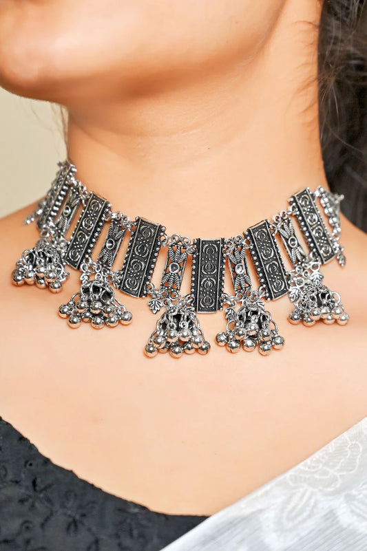 Antique Glow Choker