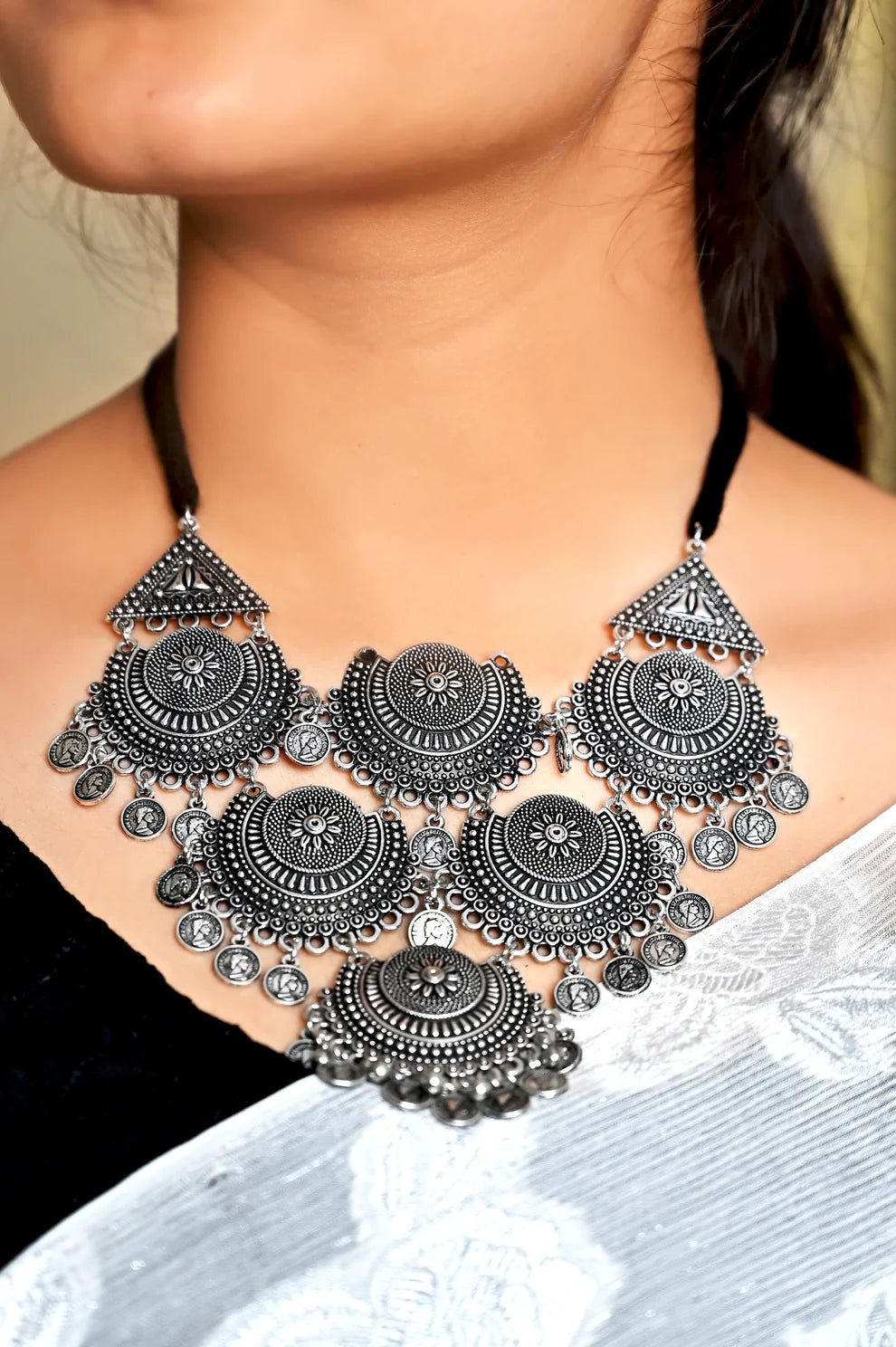Delicate Coin Necklace Set