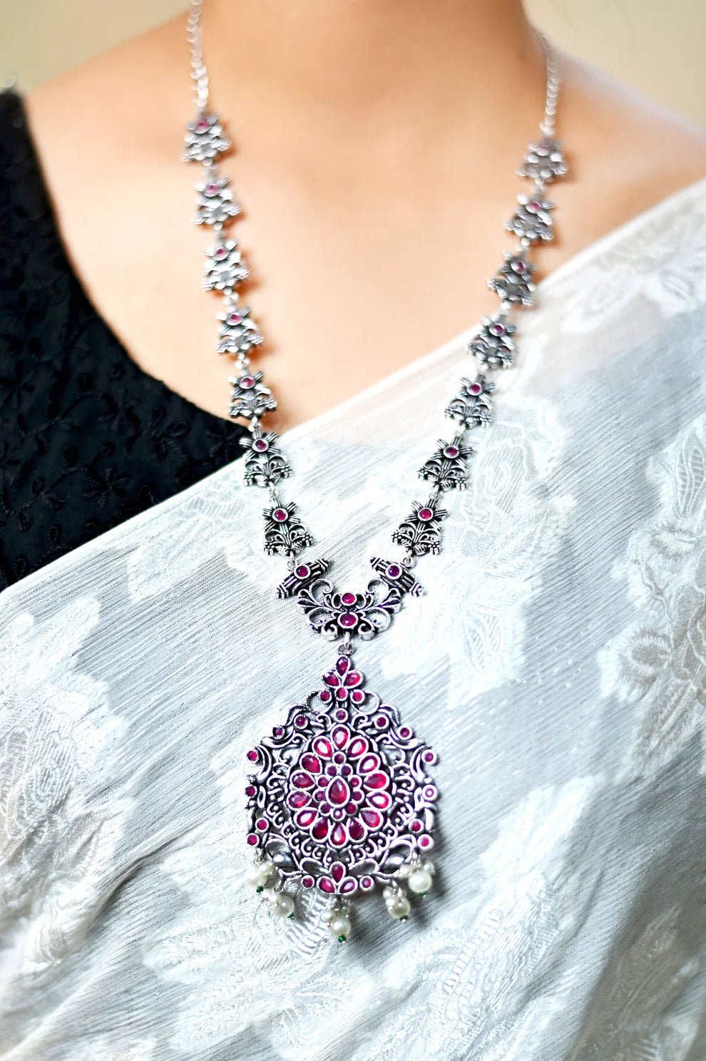 Radiant Flower Necklace