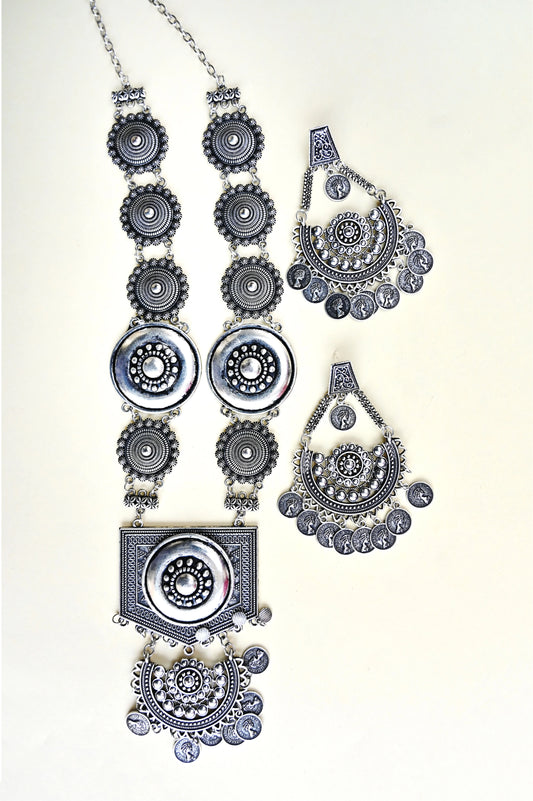 Antique Grace Necklace