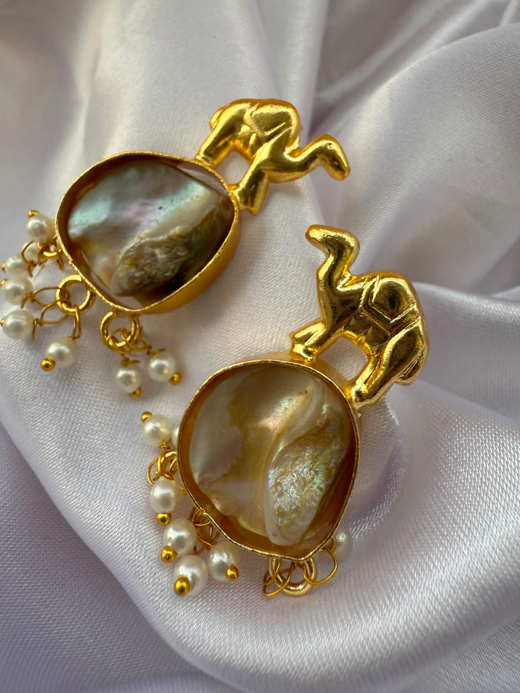 Camel Motif Pearl Hoop Earrings