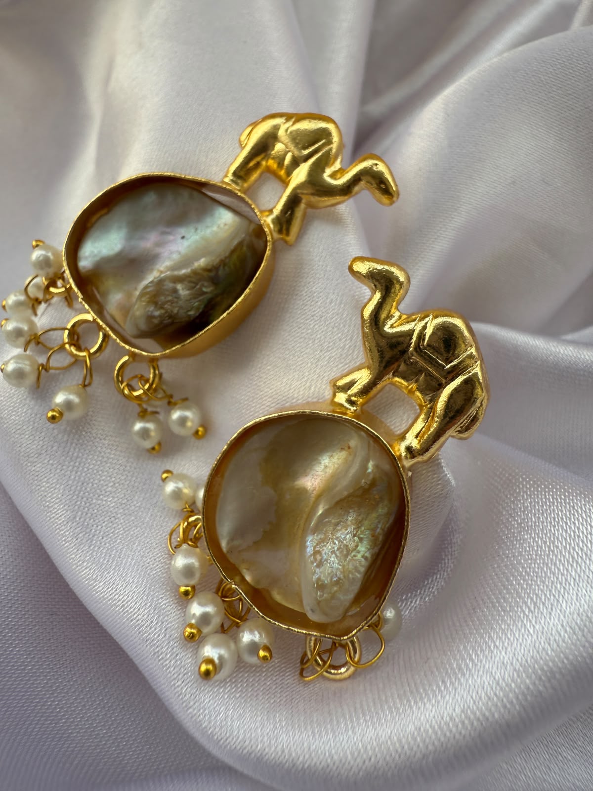 Camel Motif Pearl Hoop Earrings