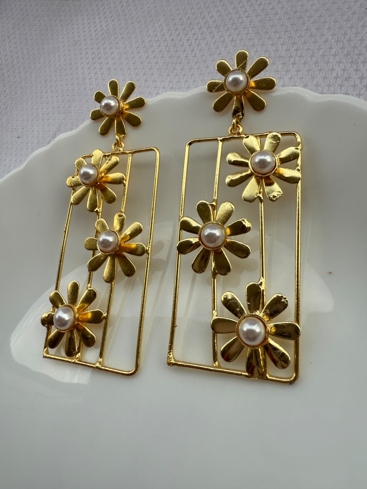 Earring Ratna