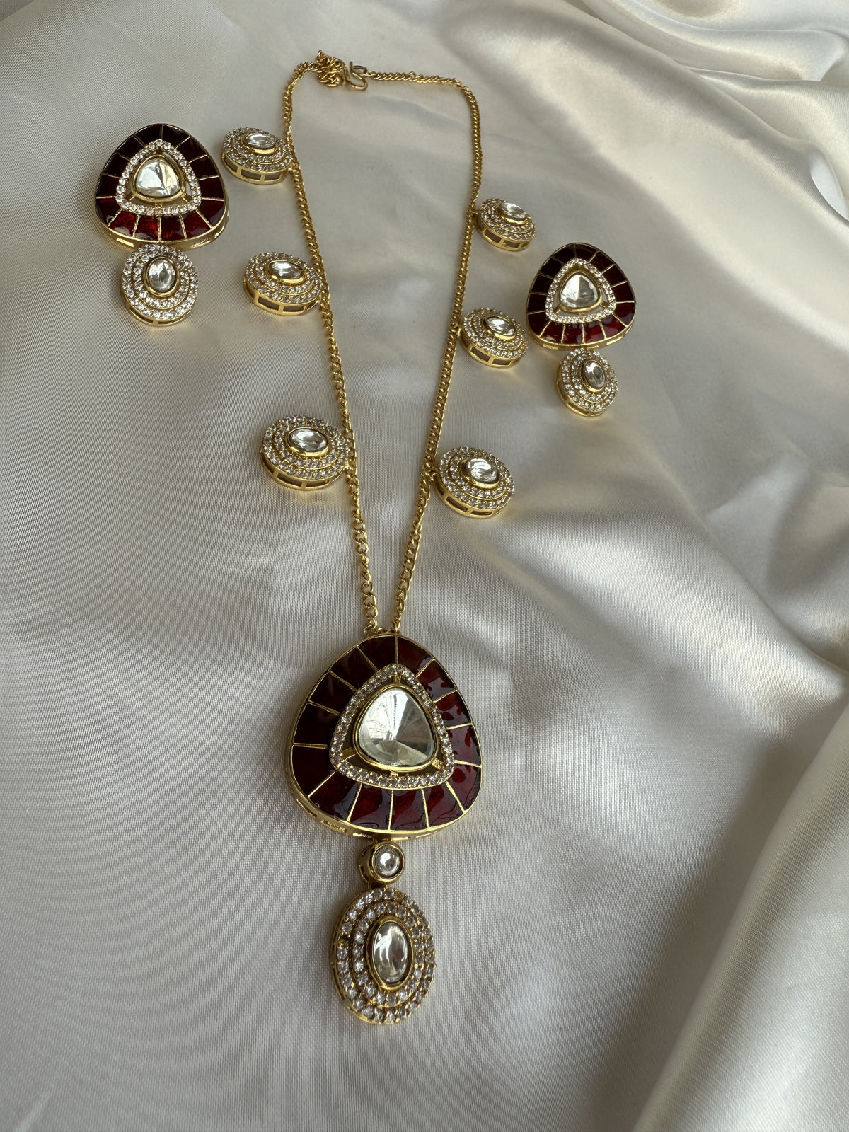 Maroon Teardrop Pendant Jewellery Set