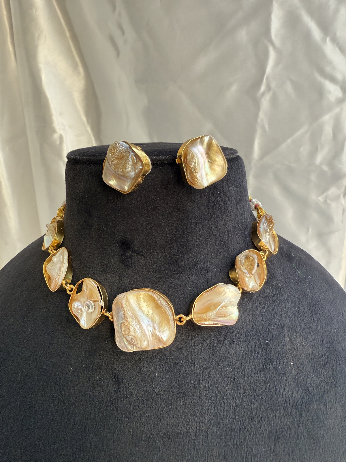 Organic Champagne Stone Necklace Set